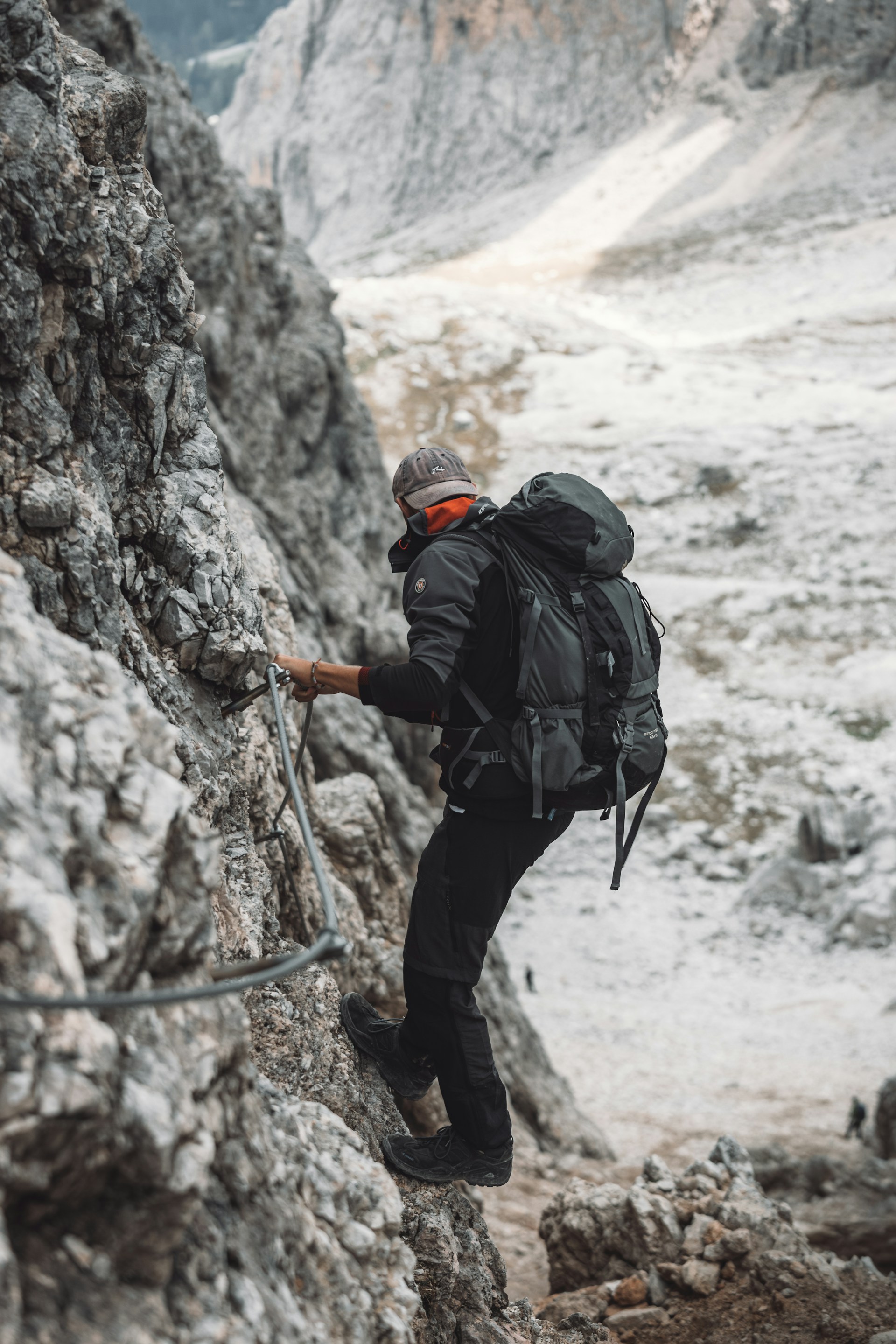 climbing in dolomites