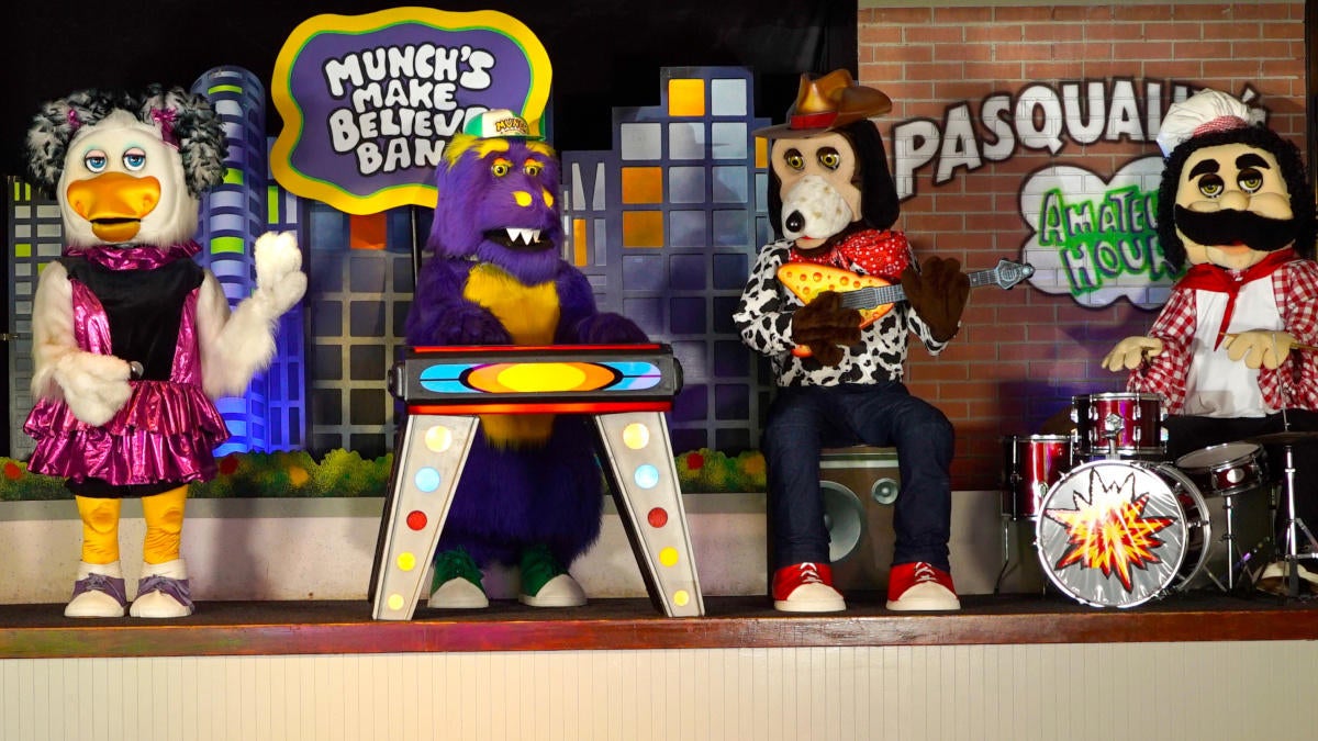 chuck-e-cheese-band